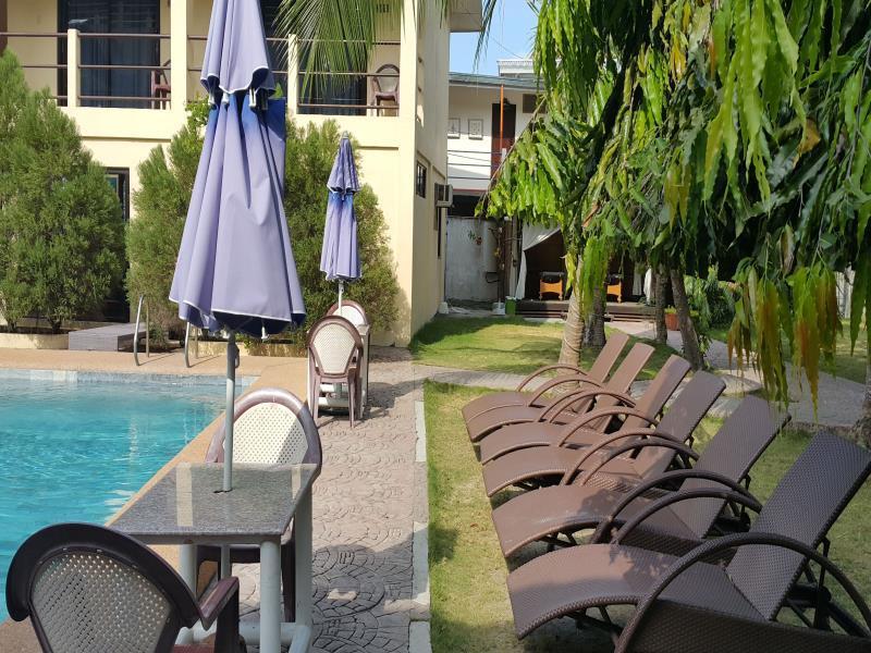Lalaguna Beach Club And Dive Centre Puerto Galera Luaran gambar
