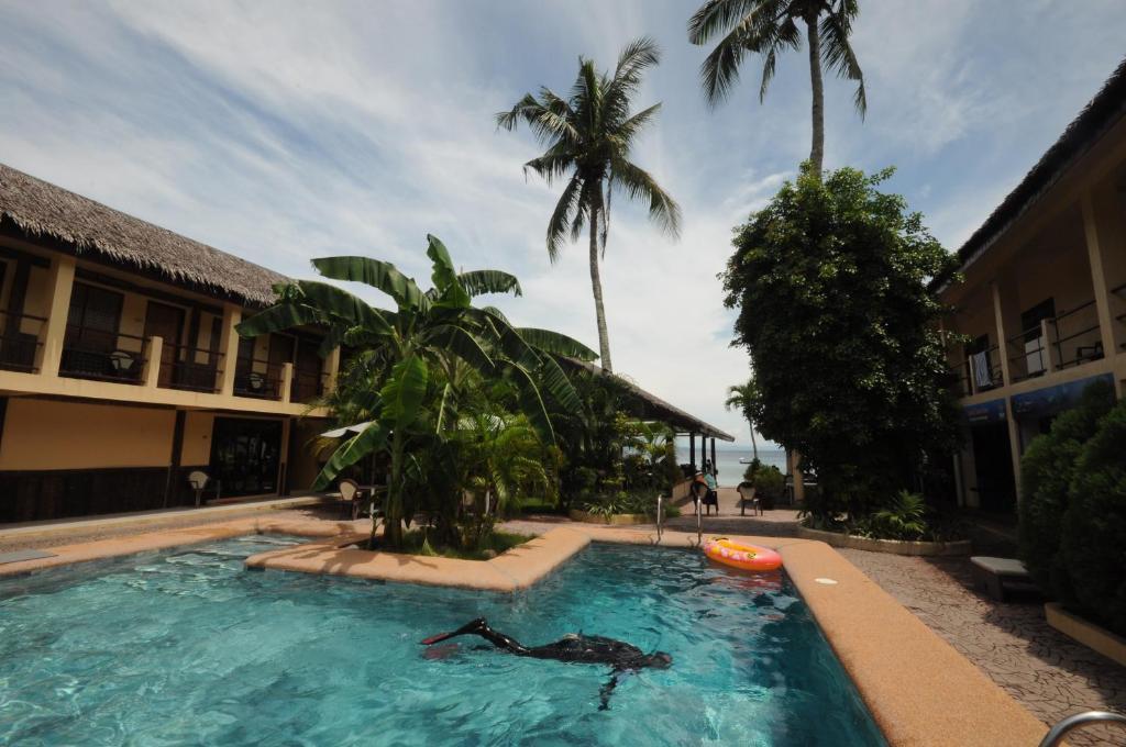 Lalaguna Beach Club And Dive Centre Puerto Galera Luaran gambar